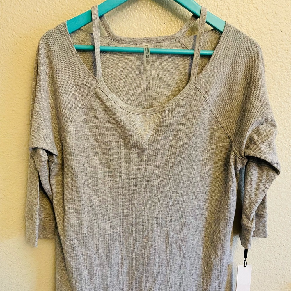 Calvin Klein Long Sleeve Performance Top Size L